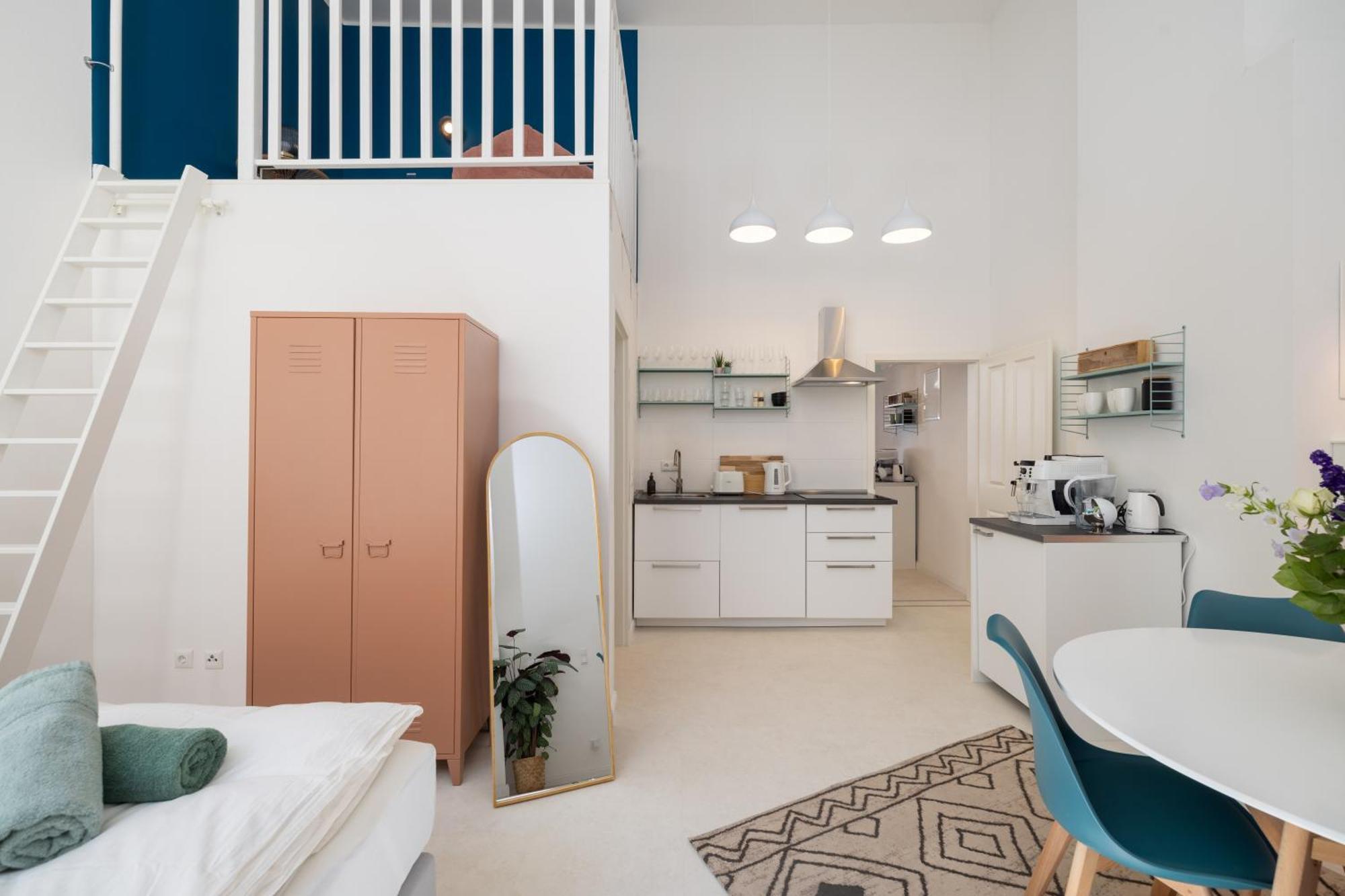 Great 2-Room Loft With 2 Bathrooms And 2 Kitchen Berlin Kültér fotó